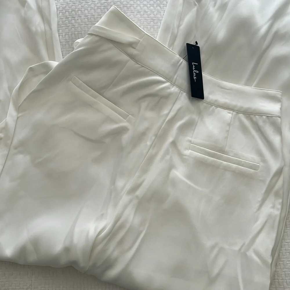 SALE! NWT Lulus Chic Sophistication wide leg side tie pants Cream Ivory Size M - Picture 7 of 7